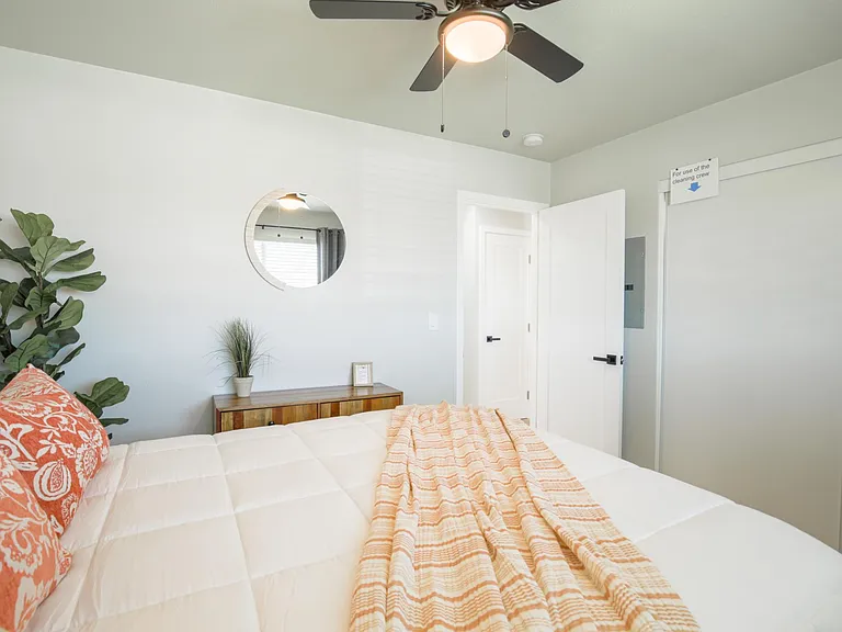 1113 Cypress Ave — Photo 24