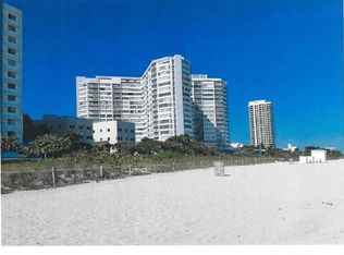 7135 Collins Ave PH 16, Miami Beach, FL 33141