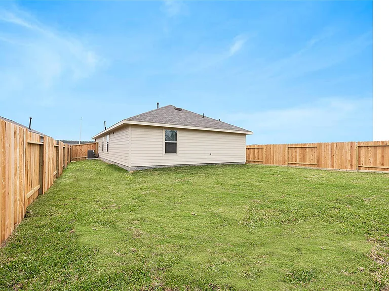 913 Oak Mist Ln — Photo 16