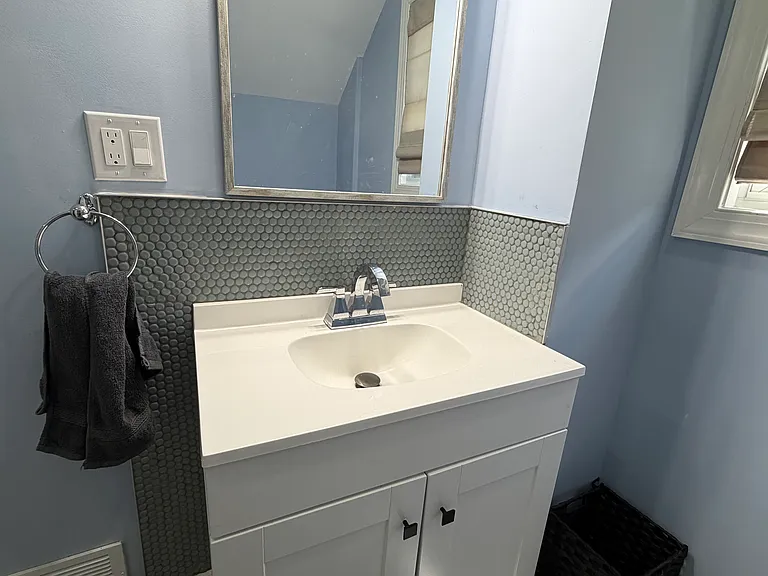 1747 Oneida St — Photo 24
