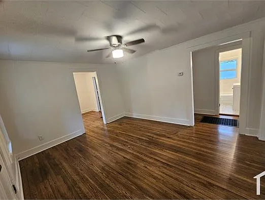 1104 Edie Ave SE — Photo 14
