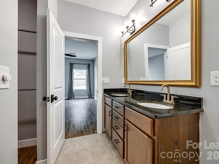 440 Battery Cir — Photo 19