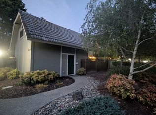 1996 Silverwood Ave, Mountain View, CA 94043