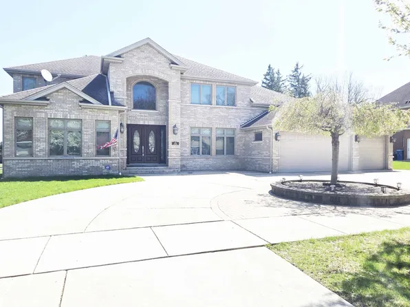 839 N Parkside Ave, Itasca, IL 60143