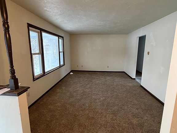 5th image of 1616 E 47th St