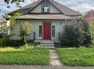 103 E Main St, Arma, KS 66712