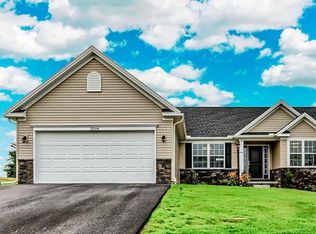 3504 Mountain Shadow Dr, Fayetteville, PA 17222