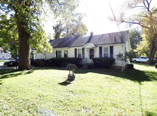 905 Plymouth Ln, McHenry, IL 60051