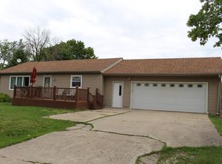 113 Walnut St, Early, IA 50535