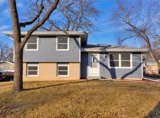 4024 Briarcliff Dr, Des Moines, IA 50317