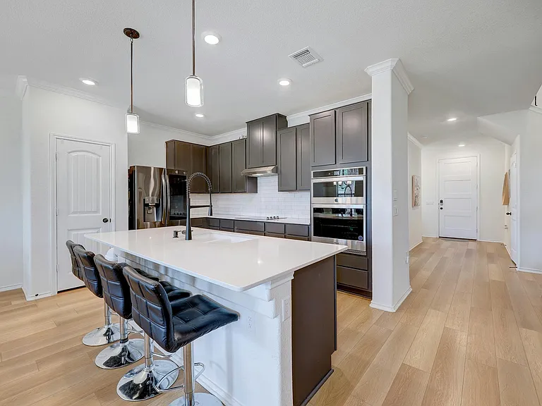 4513 Cressal Dr — Photo 21