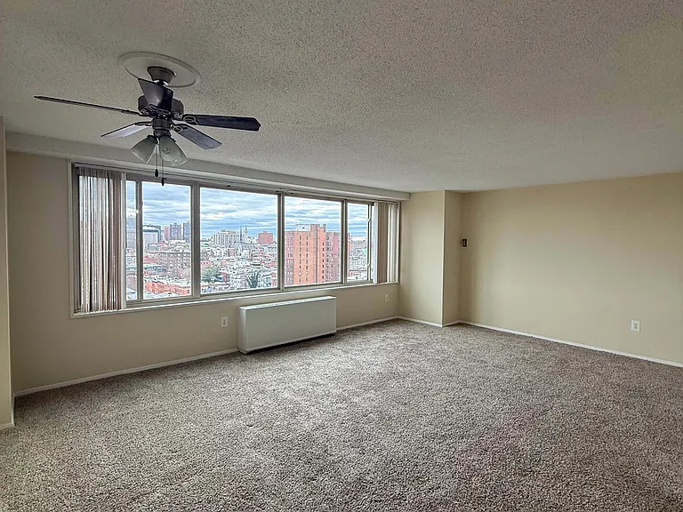 Horizon House — Photo 61