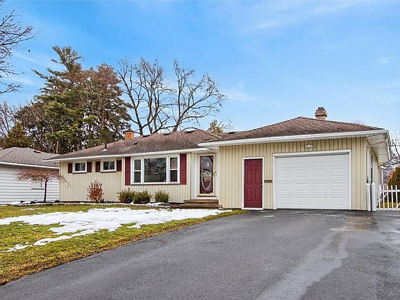 2nd image of 80 Ripplewood Dr