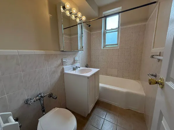 41-07 Bowne Street image 6 of 6