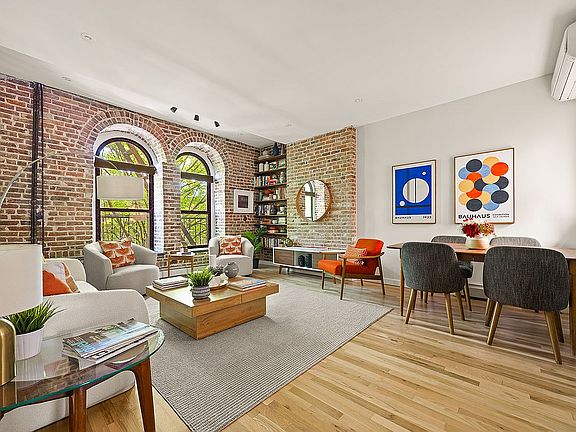 4th image of 104 Saint Marks Pl APT 3E