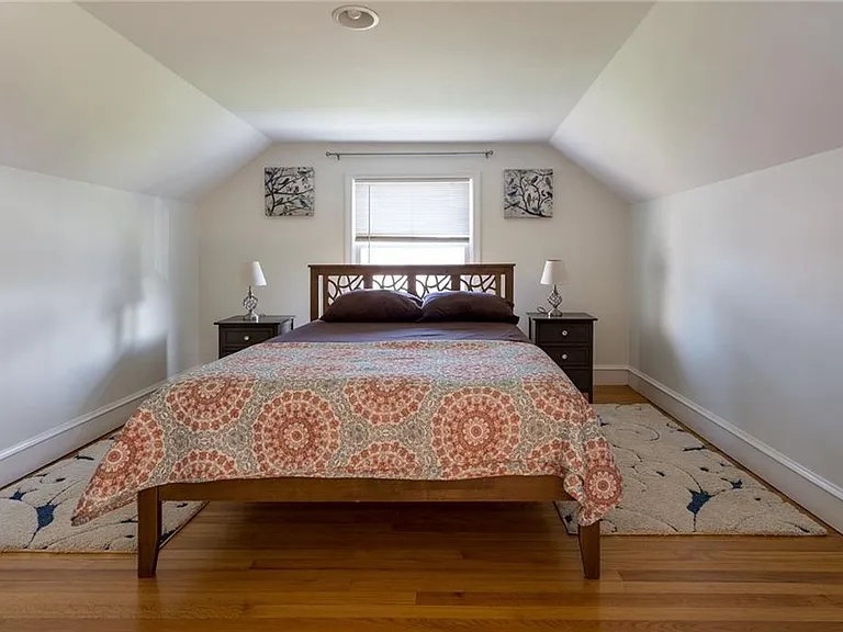 95 Douglas Ave — Photo 17