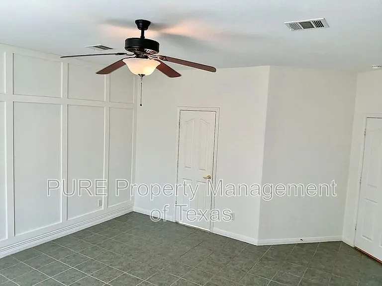 2302 Barnett Dr — Photo 18