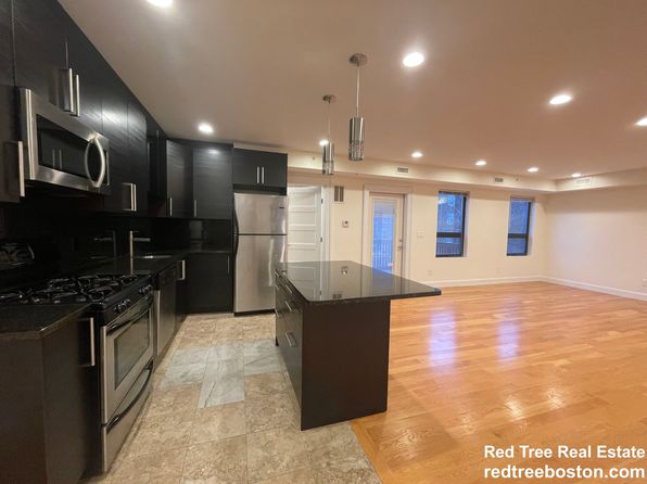 1616 Beacon St APT 3