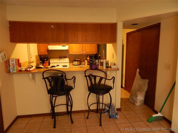 tulsa-oklahoma-440335500 picture