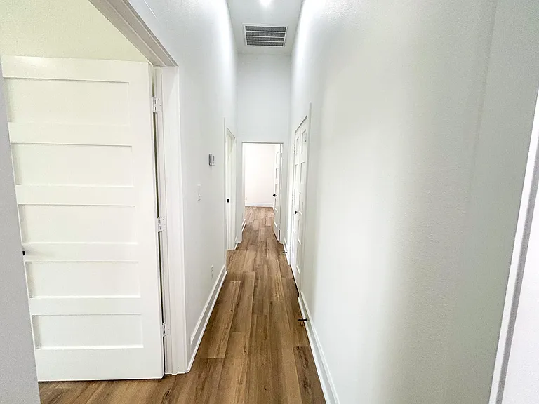 1031 Exotic Pine St #A — Photo 8
