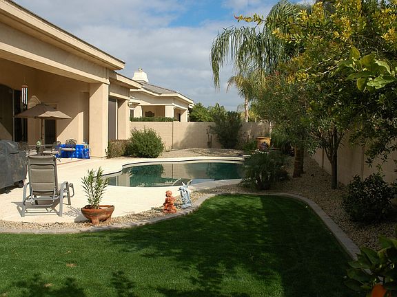 4th image of 1749 W Glacier Way