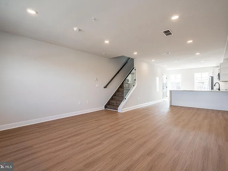 4038-4050 Marilyn Conshohocken Avenue Dr #A56 — Photo 5