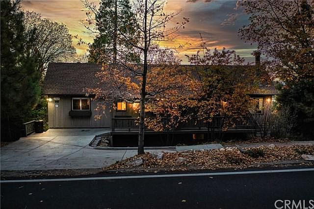 1st image of 27619 Matterhorn Dr