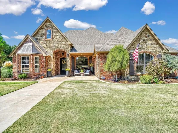 100 Rine Pl, Clinton, OK 73601