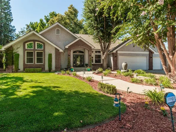 287 Trout Lake Dr, Sanger, CA 93657
