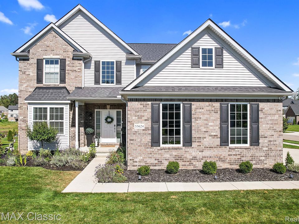 1st image of 55624 Sunningdale Dr