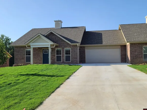 1910 Ontario Ct, Mountain Home, AR 72653