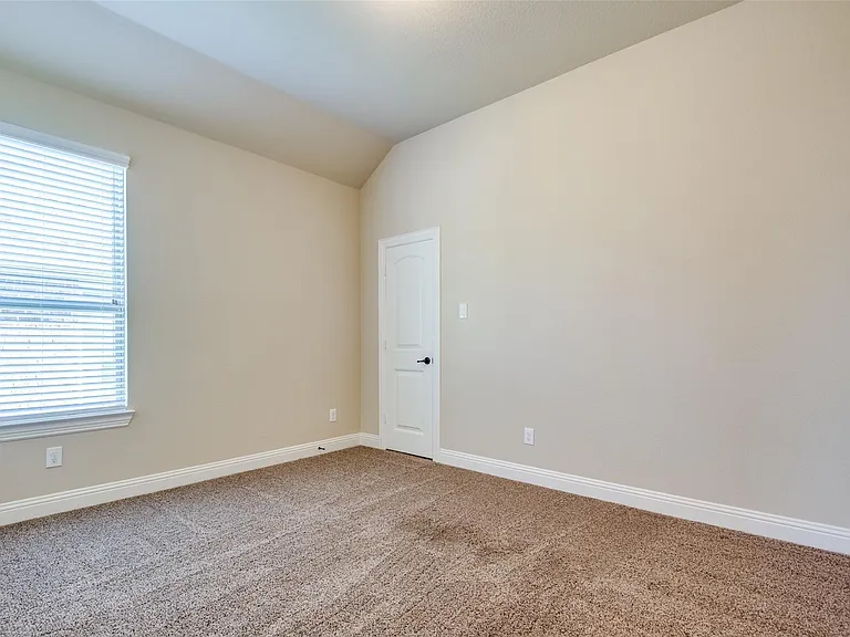 309 Harcourt Ave — Photo 20