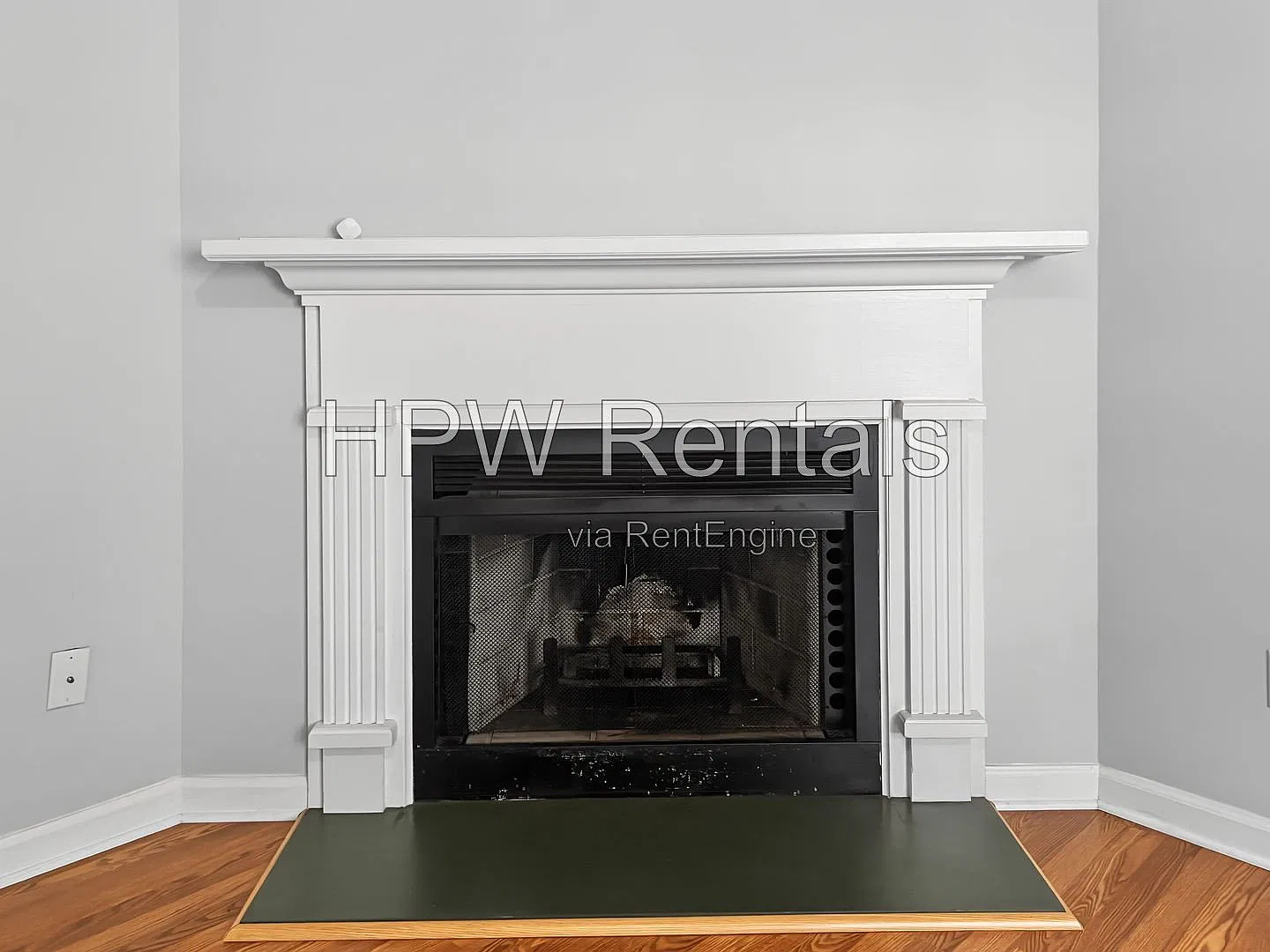 2 bed, 2.5 bath, 1165 sqft, $1,590 — Photo 4