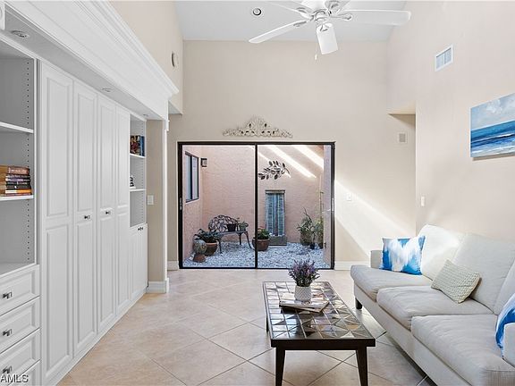 4th image of 28425 Highgate Dr