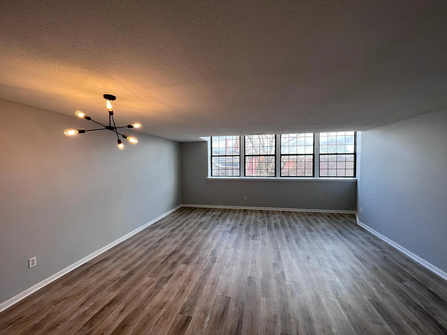 1 bed, 800 sqft, $1,675 — Photo 3