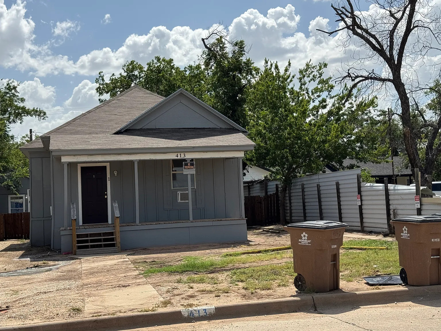 2 bed, 814 sqft, $950 — Photo 2