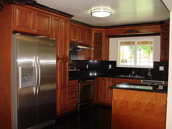 4th image of 1643 Orleans Dr