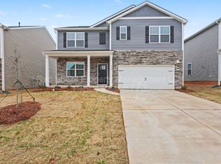 136 Meadow View Dr, Statesville, NC 28677