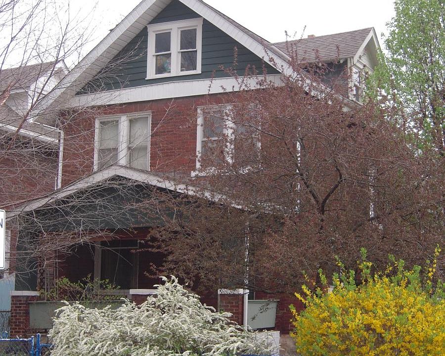 113 Clinton