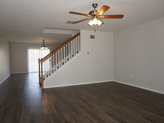 2nd image of 2908 Nara Vista Trl