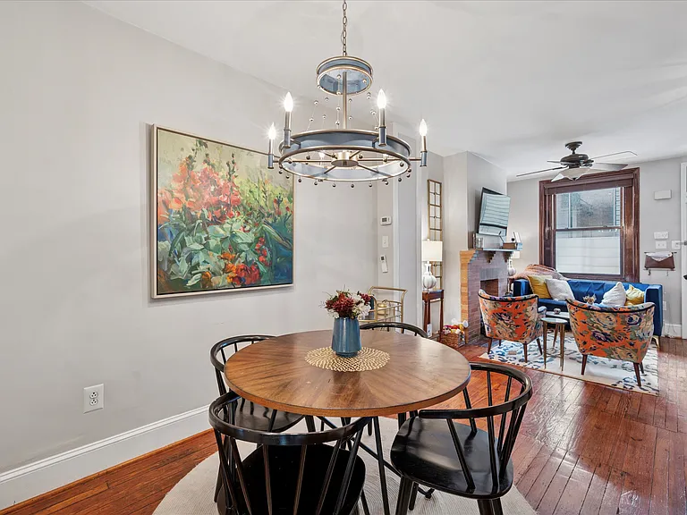 1208 Saint James St — Photo 3
