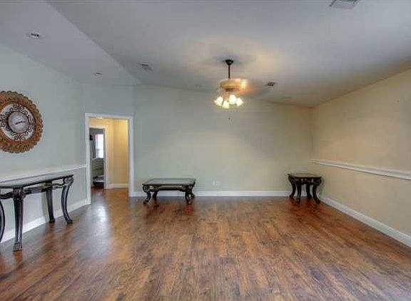 4th image of 209 Virginia Dr