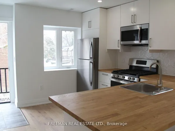 3449 Yonge St APT 2, Toronto, ON M4N 2N3