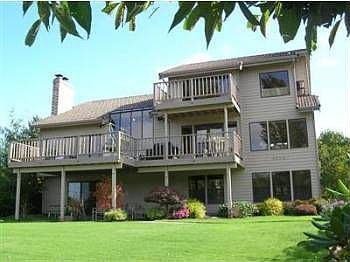2nd image of 2205 Sunset Dr W