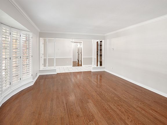 5th image of 9329 Seagrove Dr