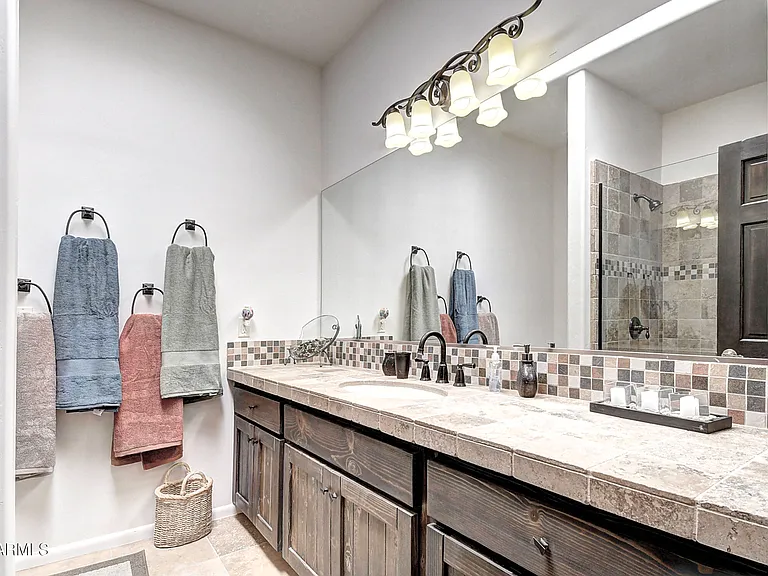 15014 E Tequesta Ct — Photo 40
