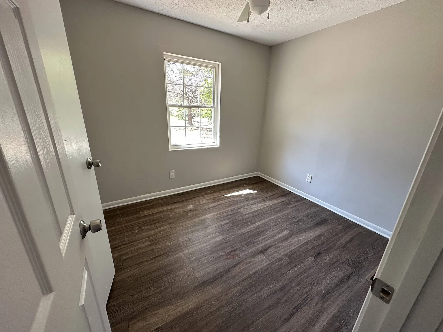 8079 Attleboro Dr — Photo 4