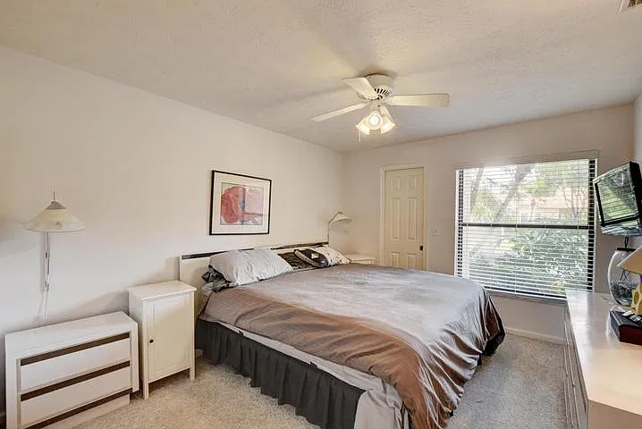 2 bed, 1616 sqft, $3,300 — Photo 4
