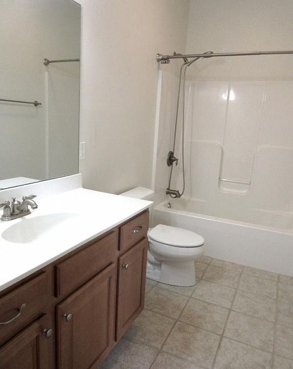 2nd image of 18 Alta Tree Ct