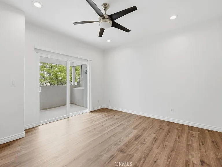 19122 Cole Ln — Photo 11